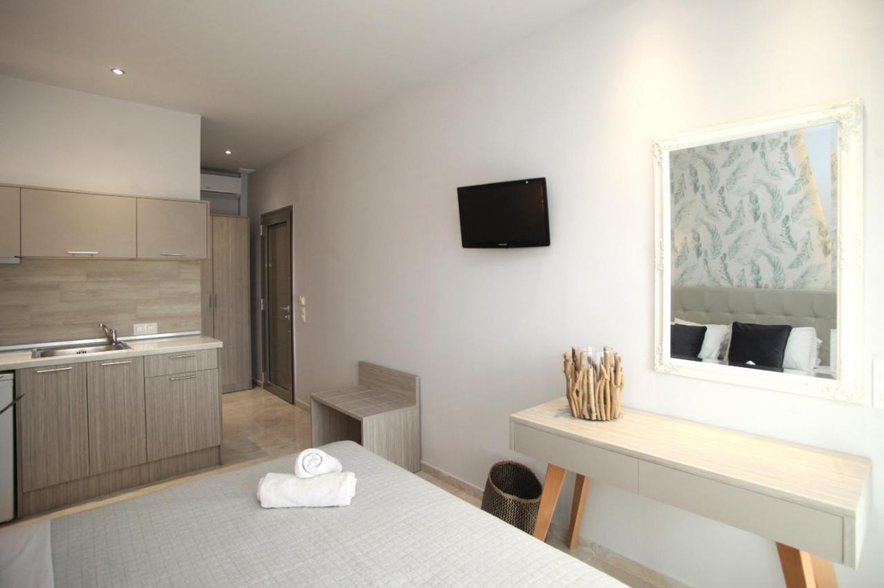 L G E Luxery Apartments Pefkochori Exterior foto