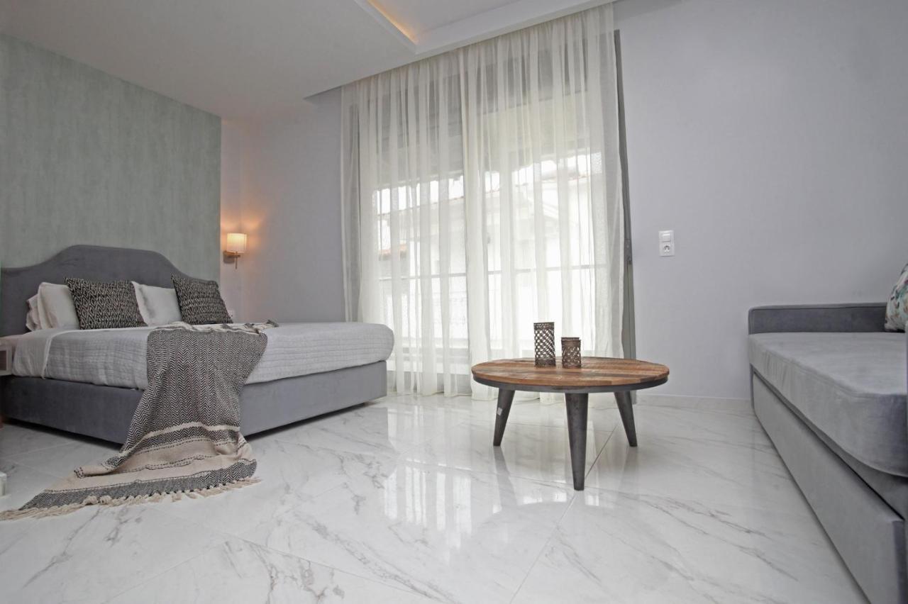 L G E Luxery Apartments Pefkochori Exterior foto