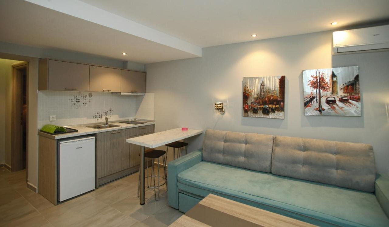 L G E Luxery Apartments Pefkochori Exterior foto